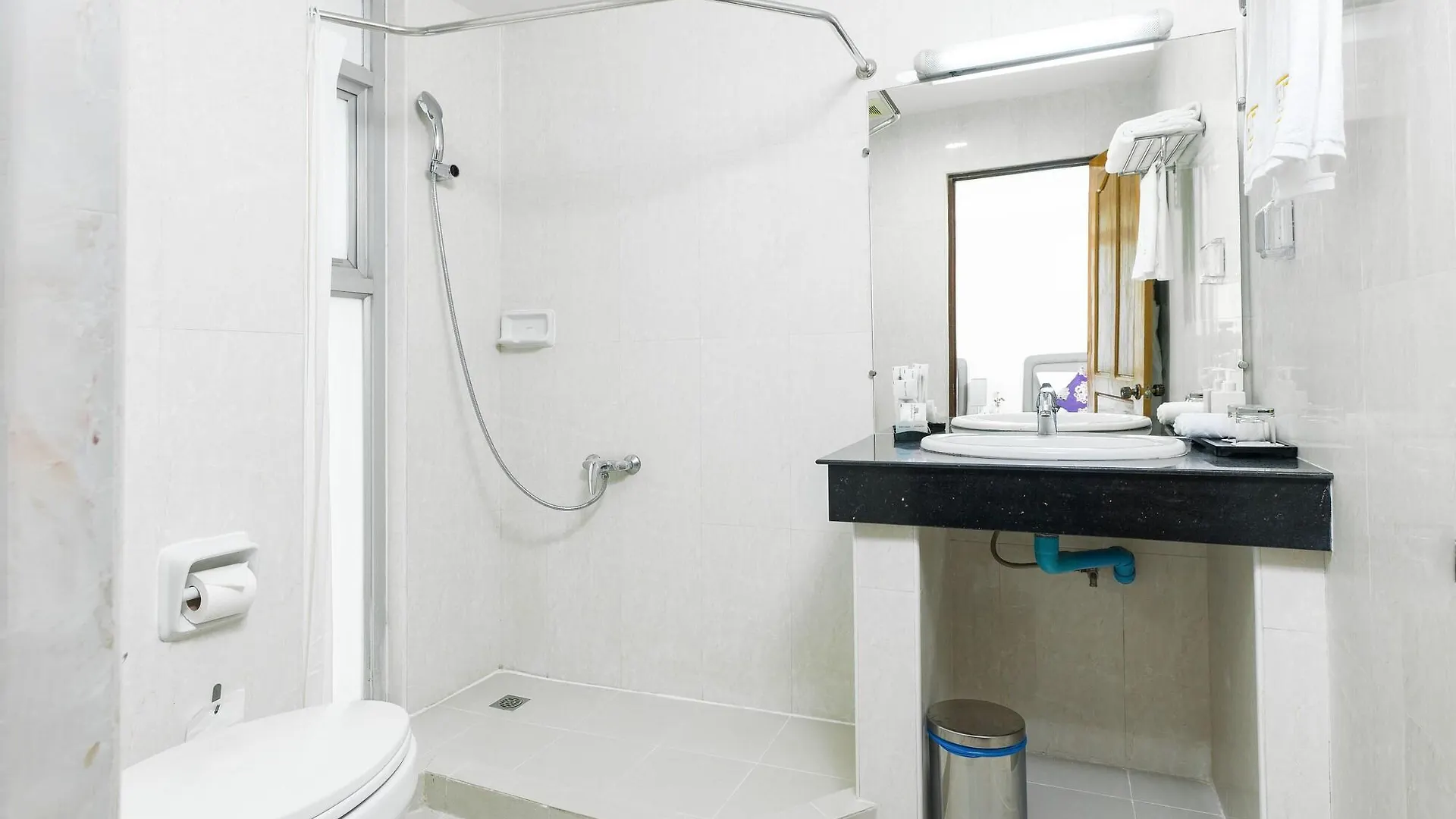 The Hub Hotel Gyogon 3*, Yangon Myanmar