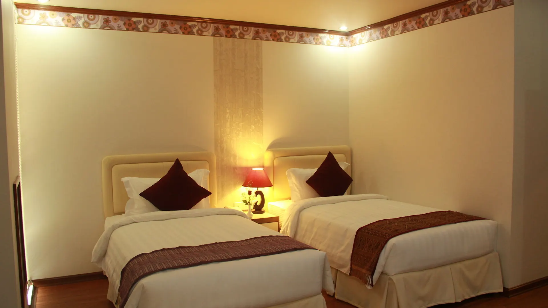 The Hub Hotel Gyogon  Yangon